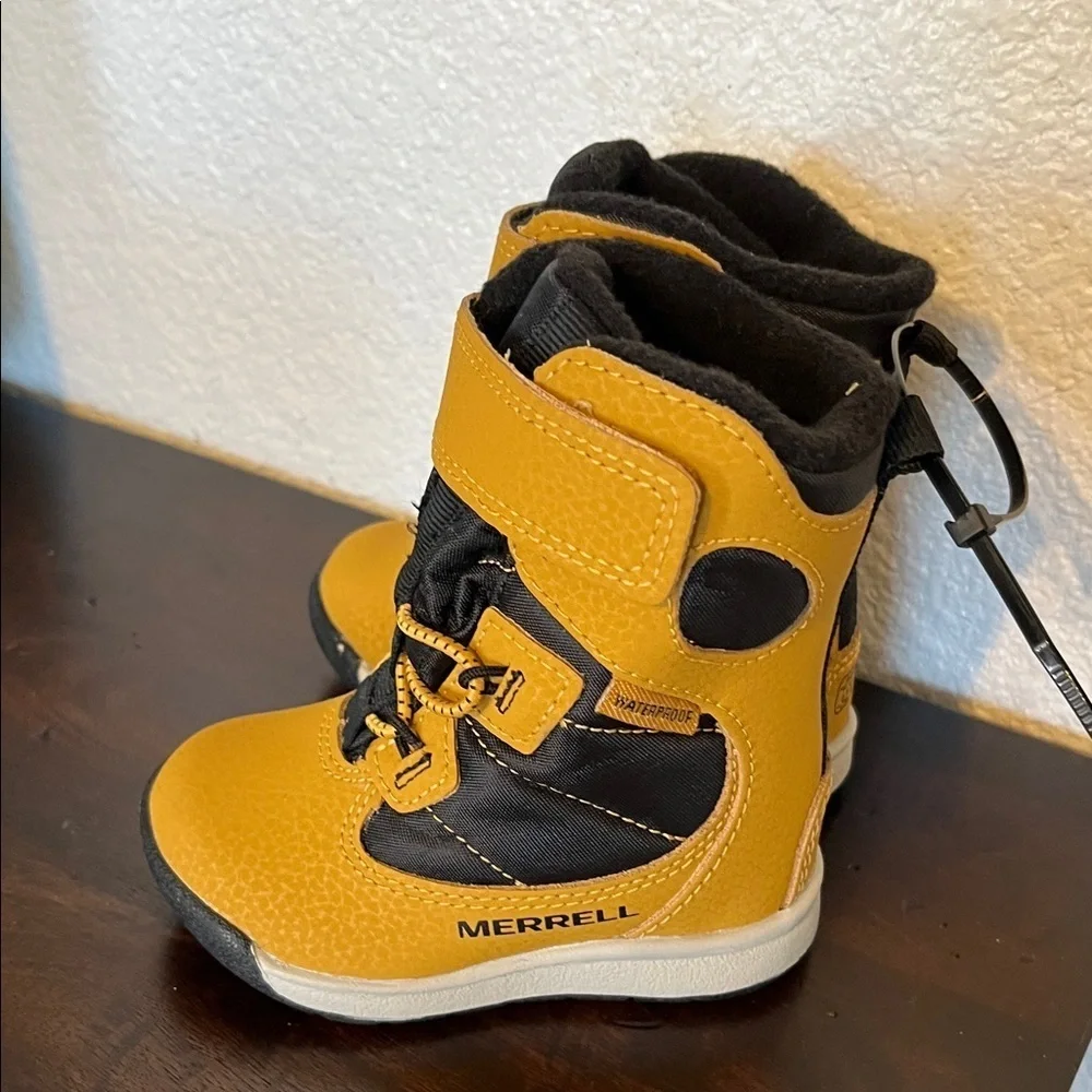 Merrell Kids Yellow and Black Adventure Boots